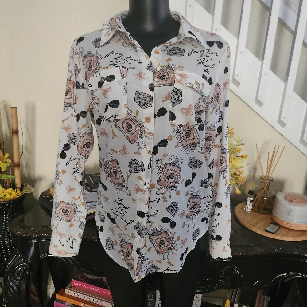 KARL LAGERFELD PARIS Whimsical Signature-Printed Blouse size M NWOT - Picture 3 of 8